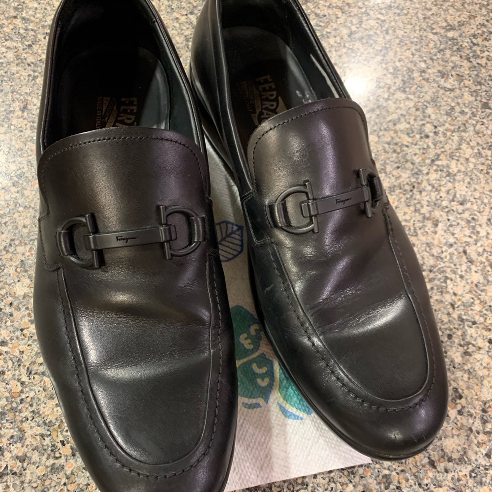 Salvatore Ferragamo black dress shoes mens